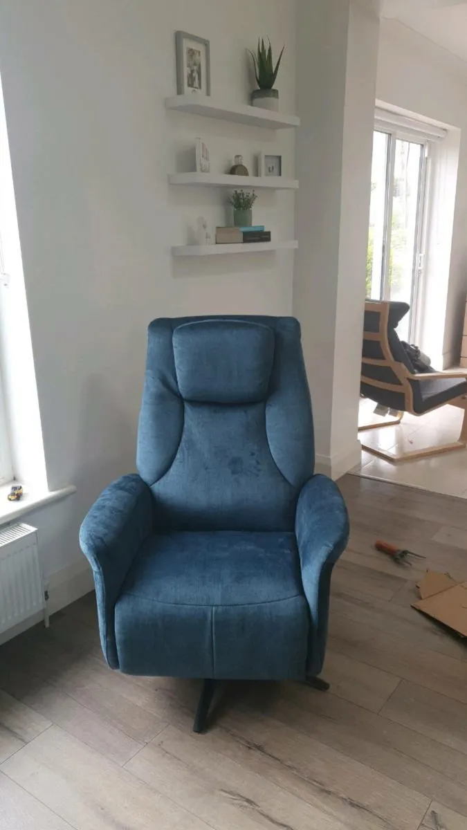Electric swivel Chair - Image 4