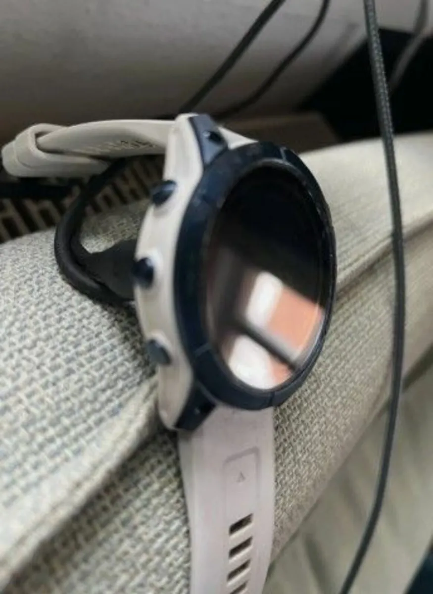 Garmin Fenix 7X Sapphire Solar Sports Watch - Image 3