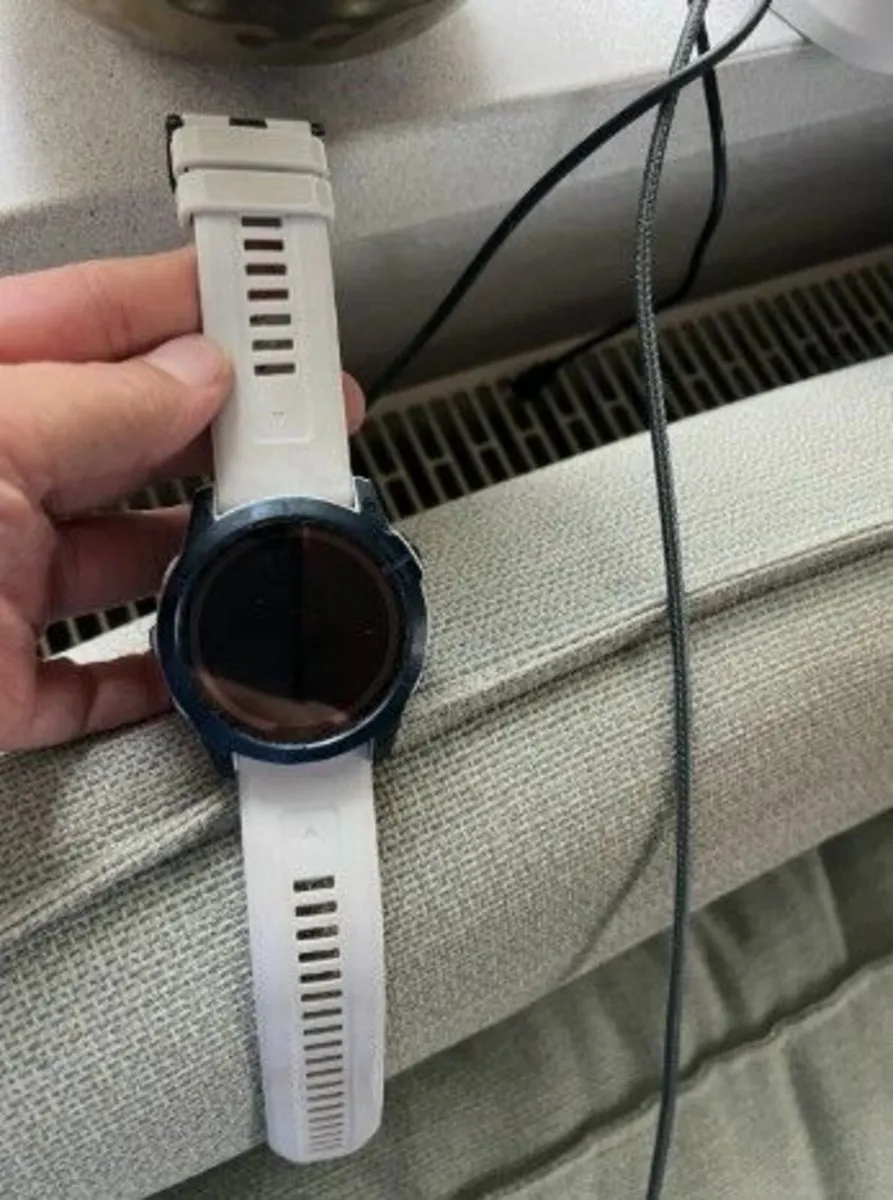 Garmin Fenix 7X Sapphire Solar Sports Watch - Image 4
