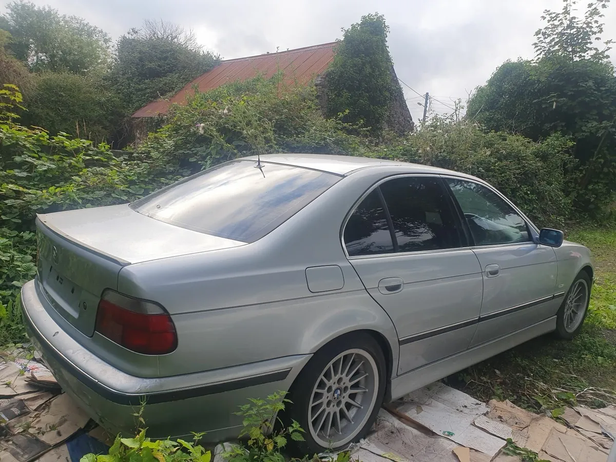 BMW 535i e39 - Image 1