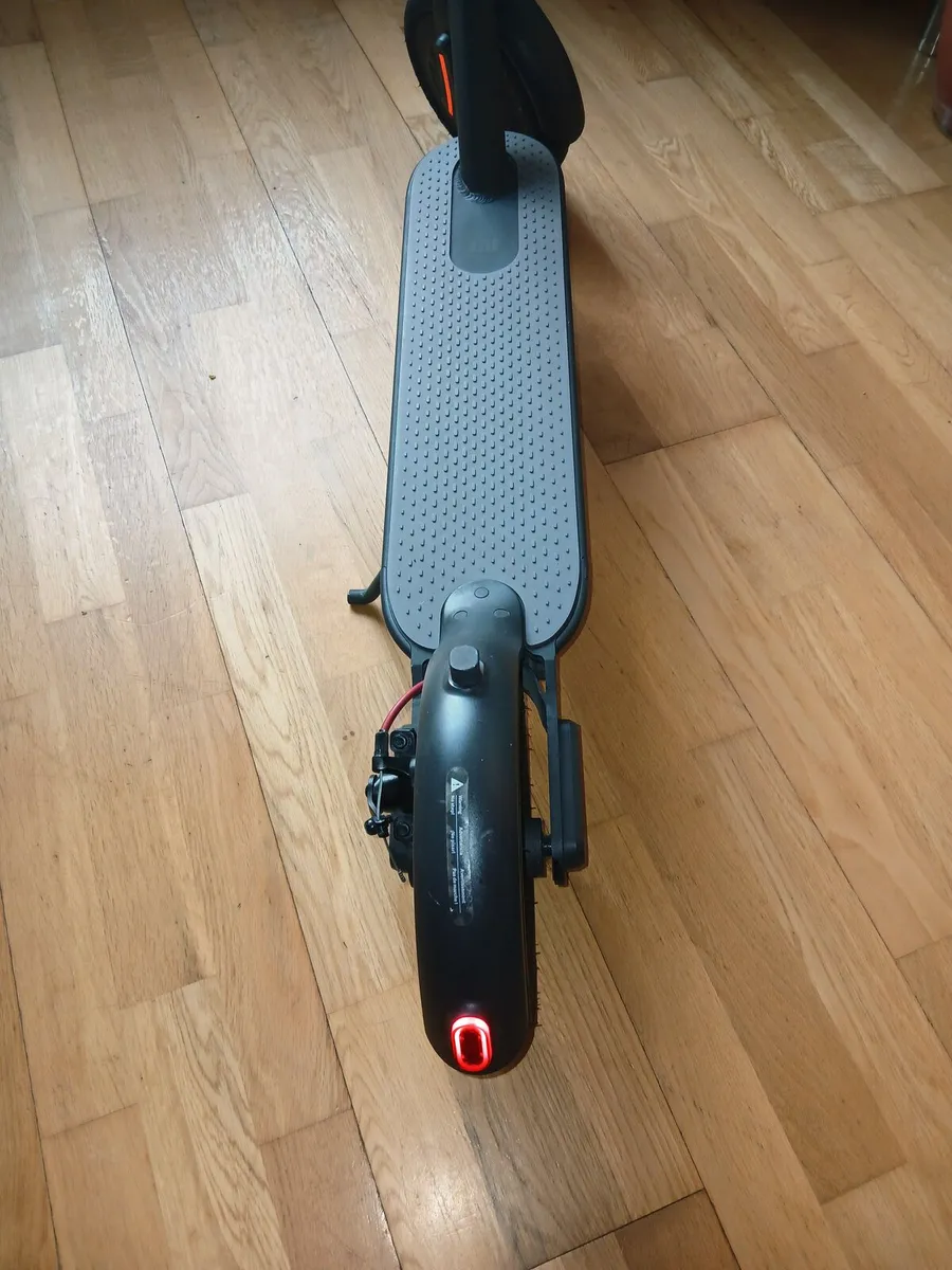 Electric scooter Xiaomi - Image 3