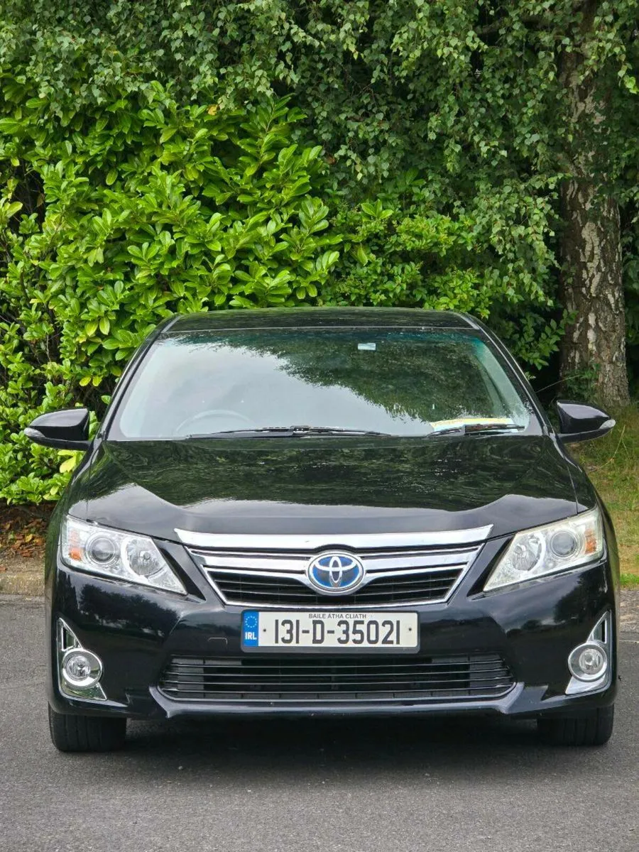 Toyota Camry Hybrid.
2.5 Automatic
Nct 09 26 - Image 1
