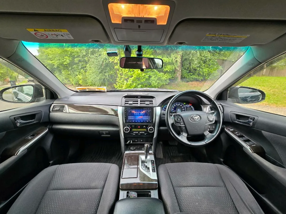 Toyota Camry Hybrid.
2.5 Automatic
Nct 09 26 - Image 3