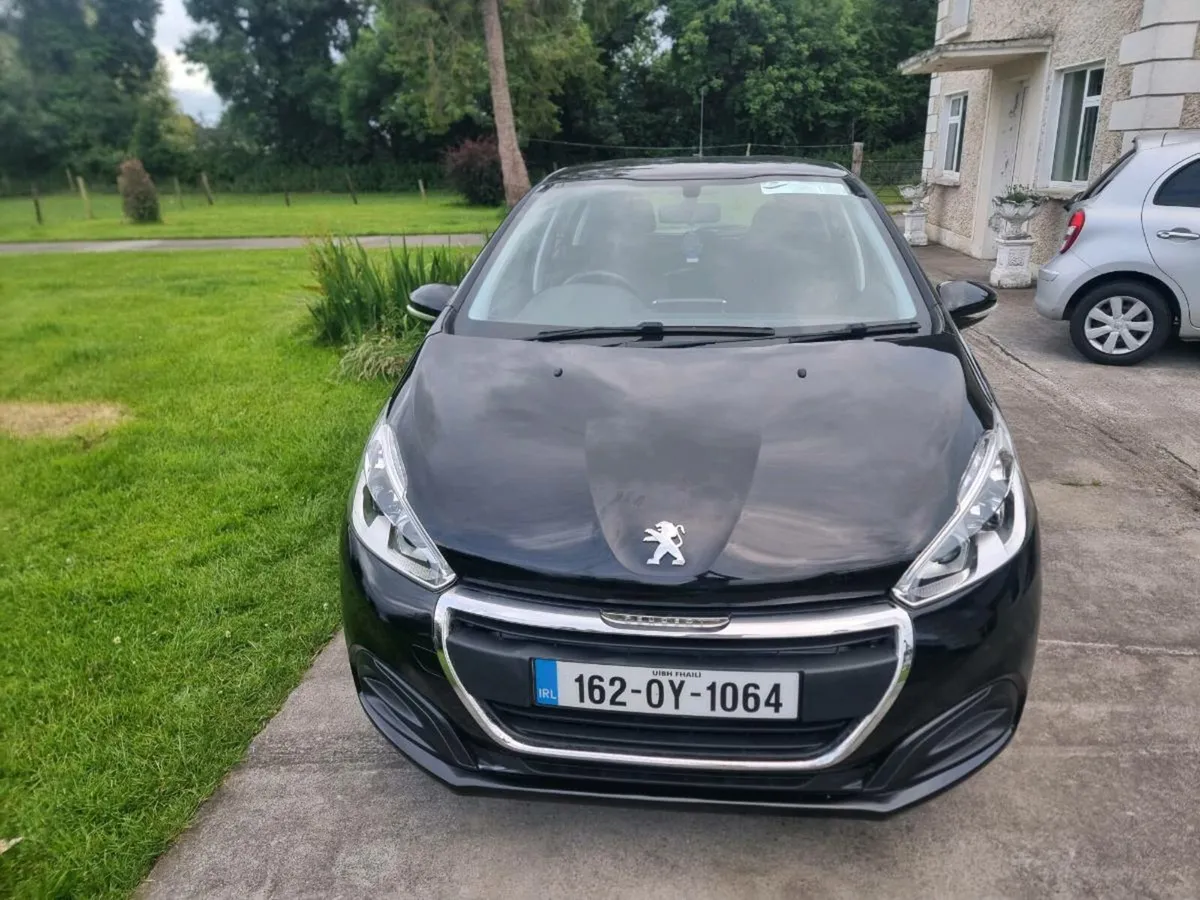 Peugeot 208 low mileage - Image 3