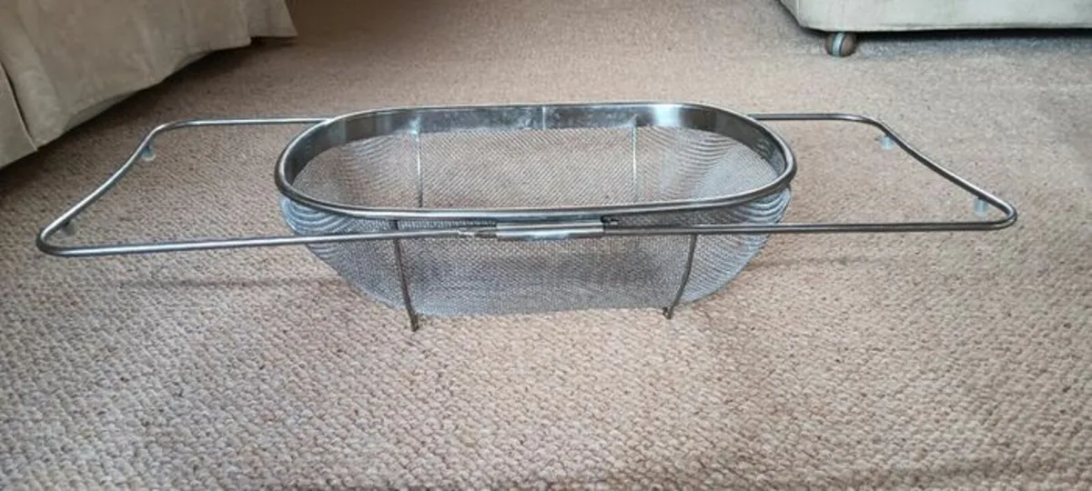 Over Sink Extendable Colander - Image 2