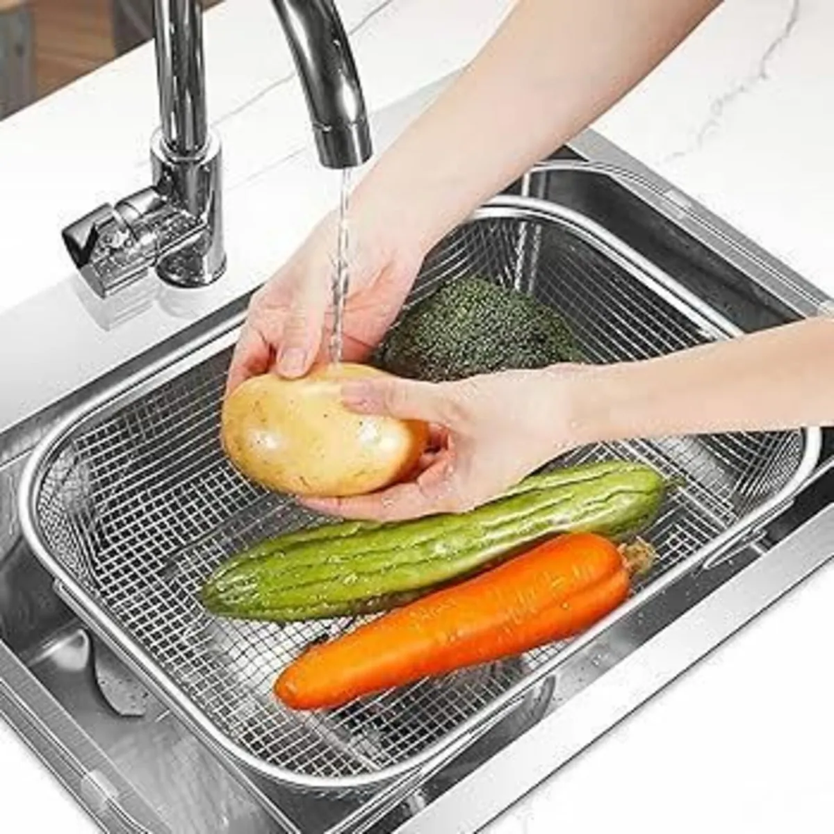 Over Sink Extendable Colander - Image 1