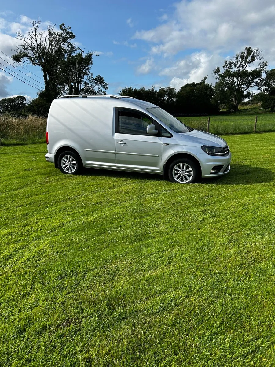 Volkswagen caddy - Image 4