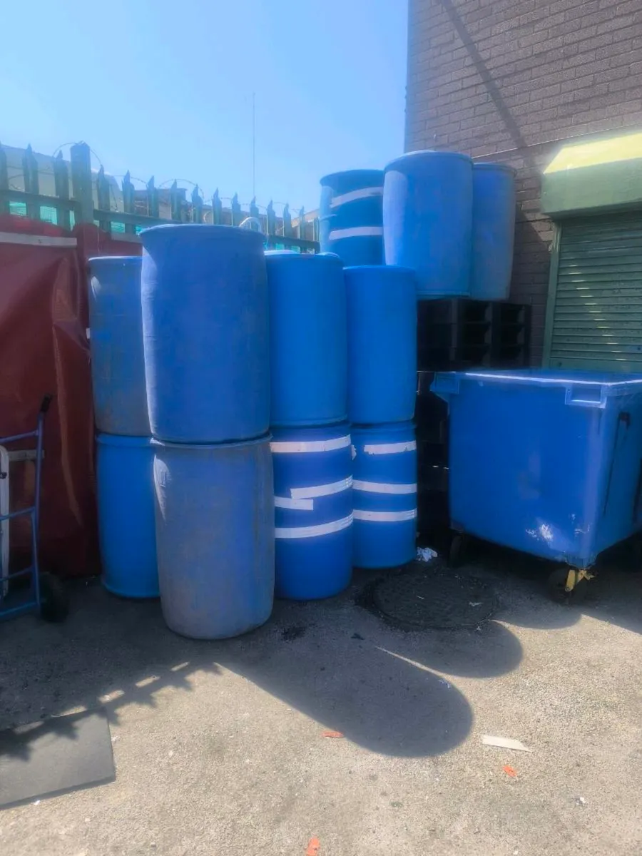 400 plastic pallet s - Image 3