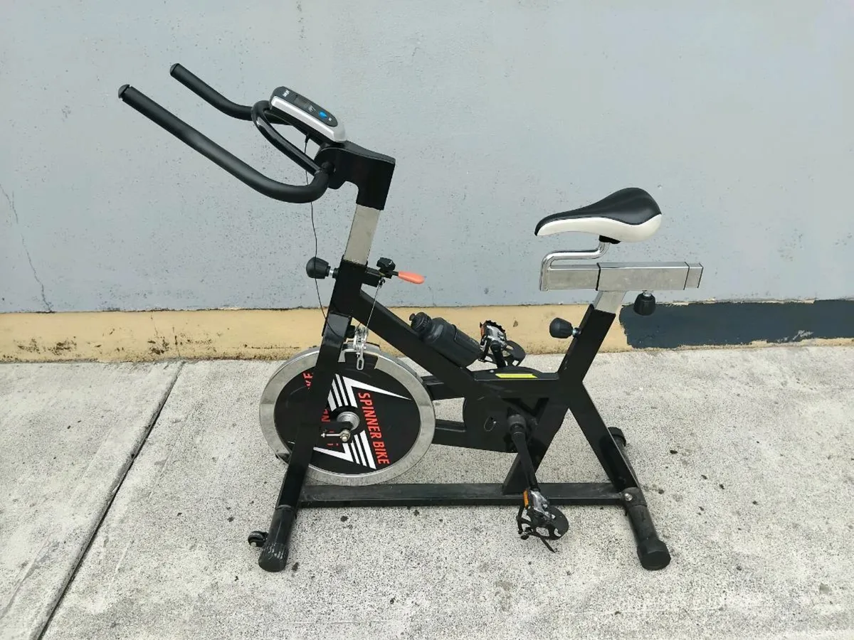 New Spinning bike unused present - Image 1