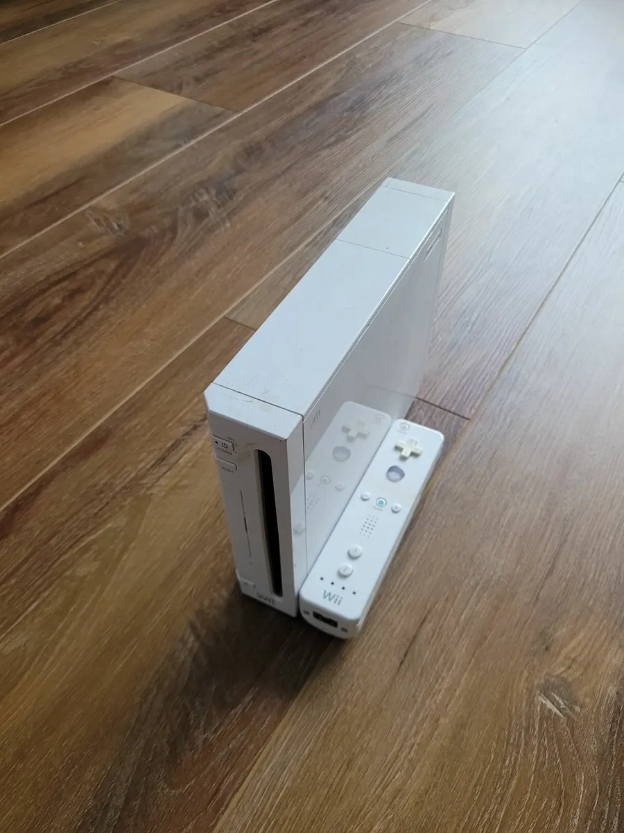 Nintendo Wii - Image 4