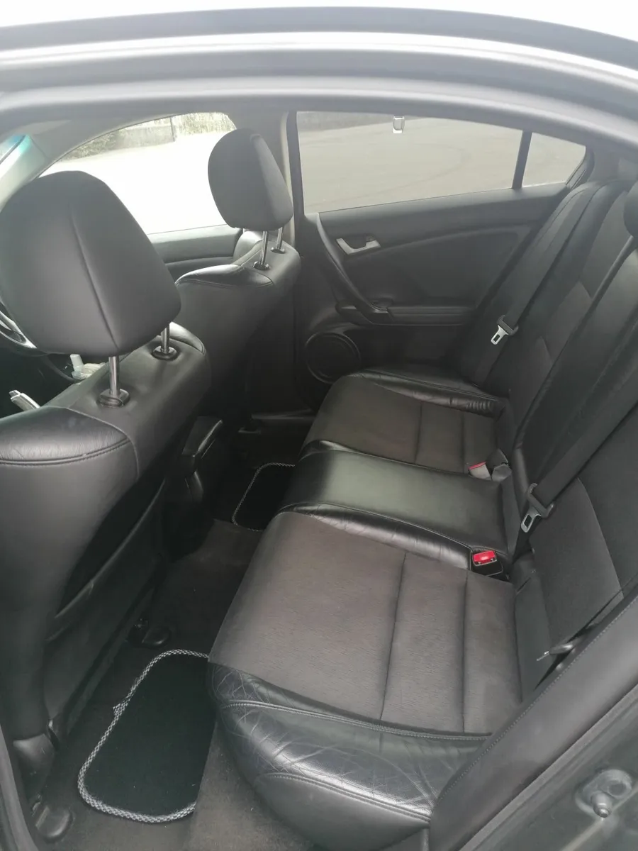 Honda Accord 2008 ES GT - Image 2