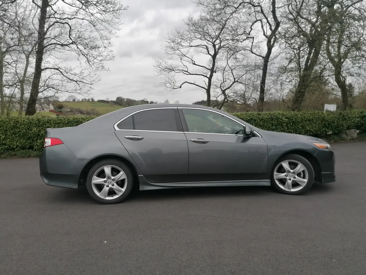 Honda Accord 2008 ES GT - Image 3