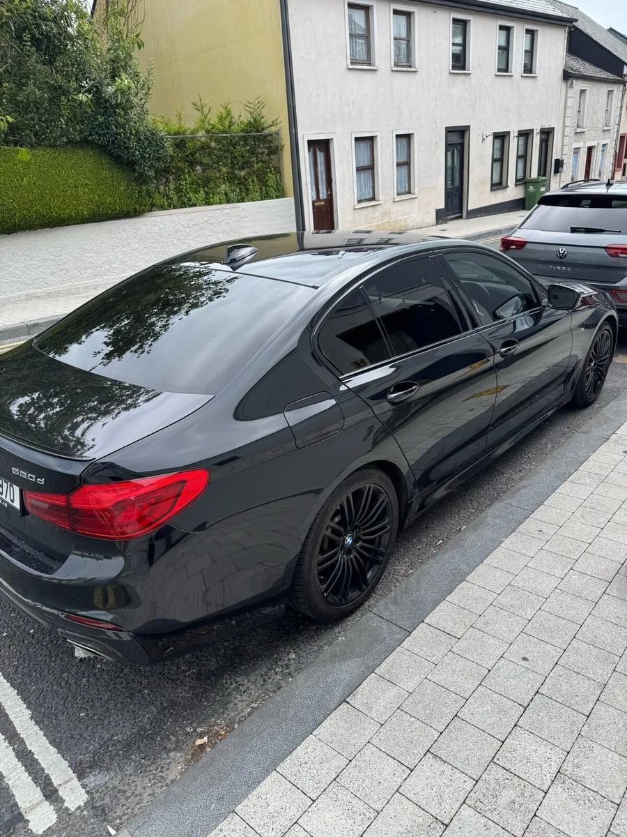 BMW 5 series - Image 3