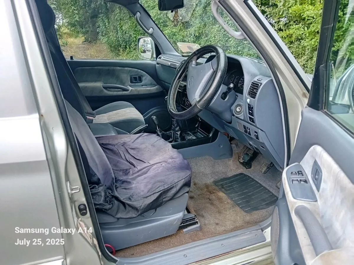 Toyota landcruiser 2001 - Image 2