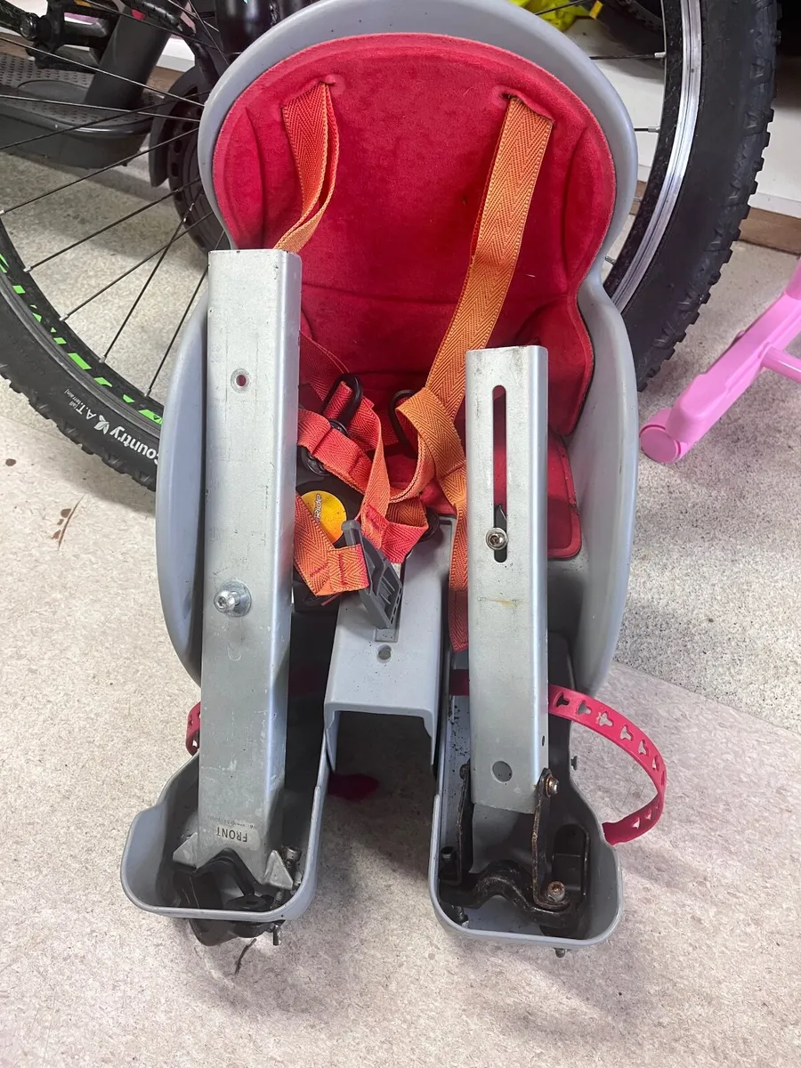 Free high chair and kids bike seat - Image 3