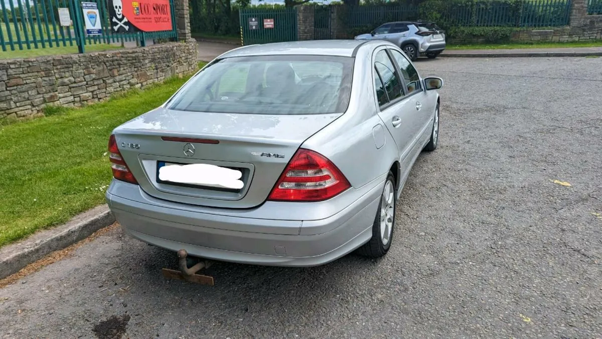 2006 Mercedes C180 - Image 2