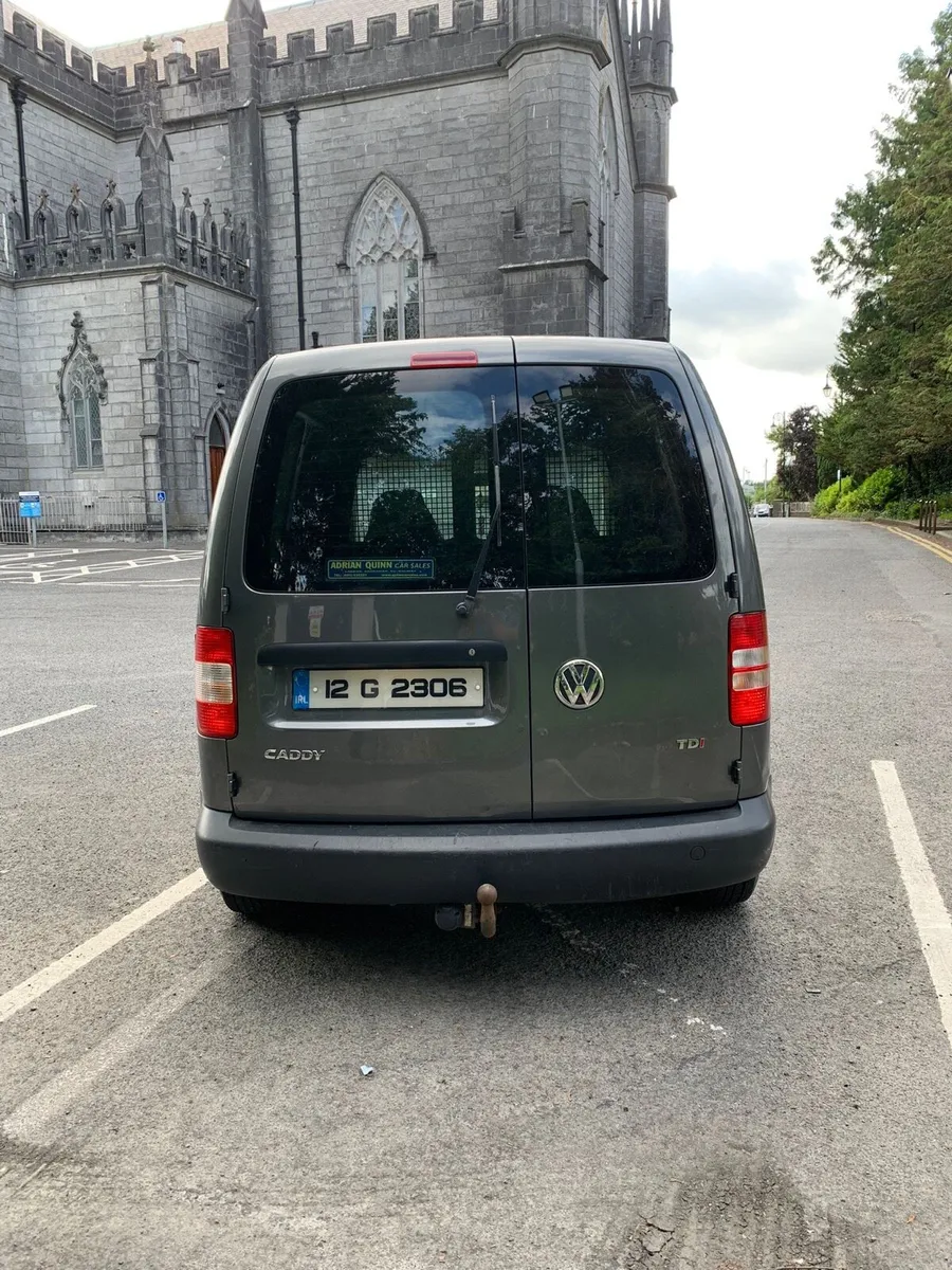 2012 Volkswagen Caddy *NEW CVRT* - Image 4