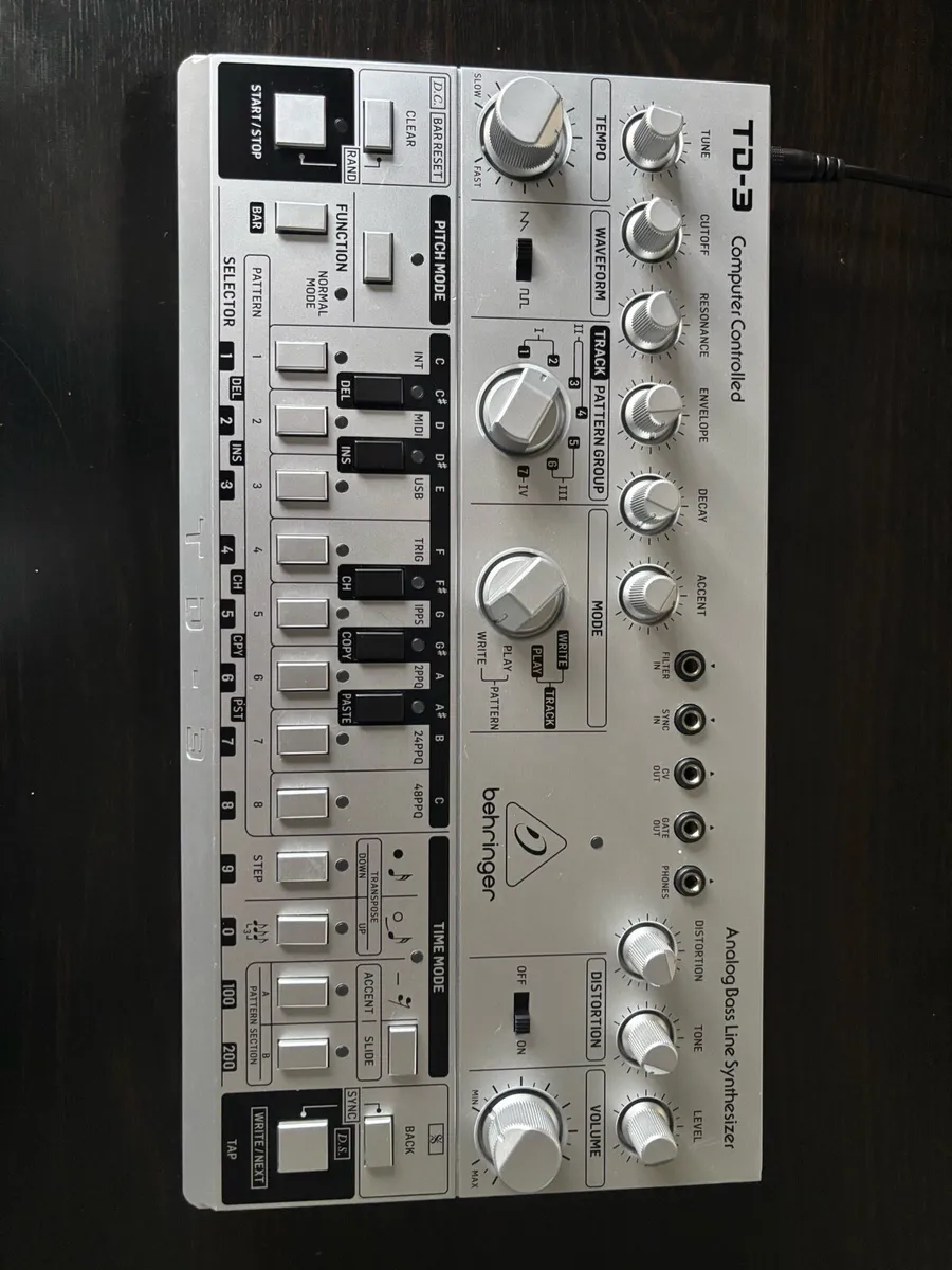 Behringer TD-3 Analogue Bass Line Synthesiser