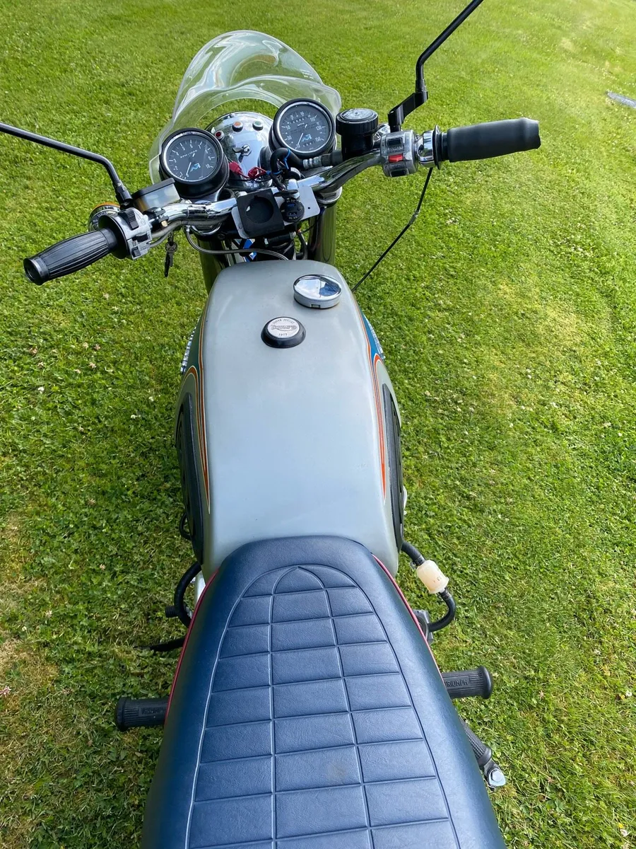 Vintage motorcycle - Image 2