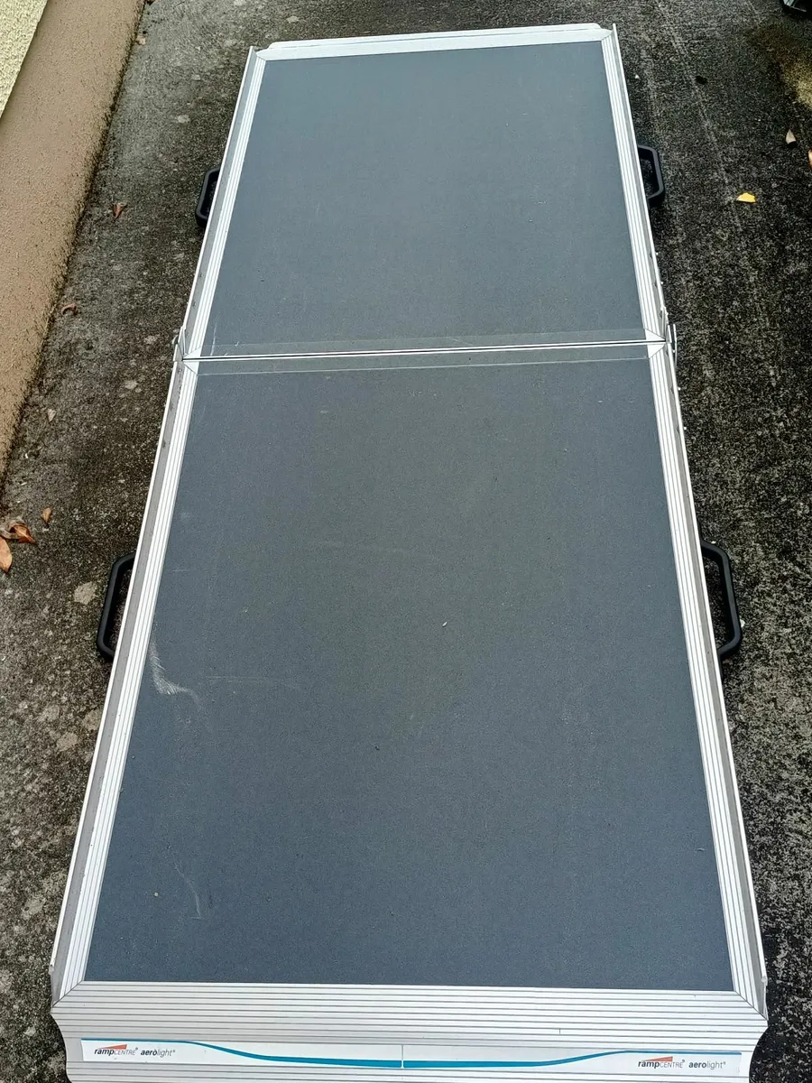 Wheel chair ramp - Image 1