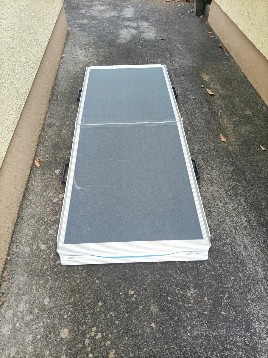 Wheel chair ramp - Image 4