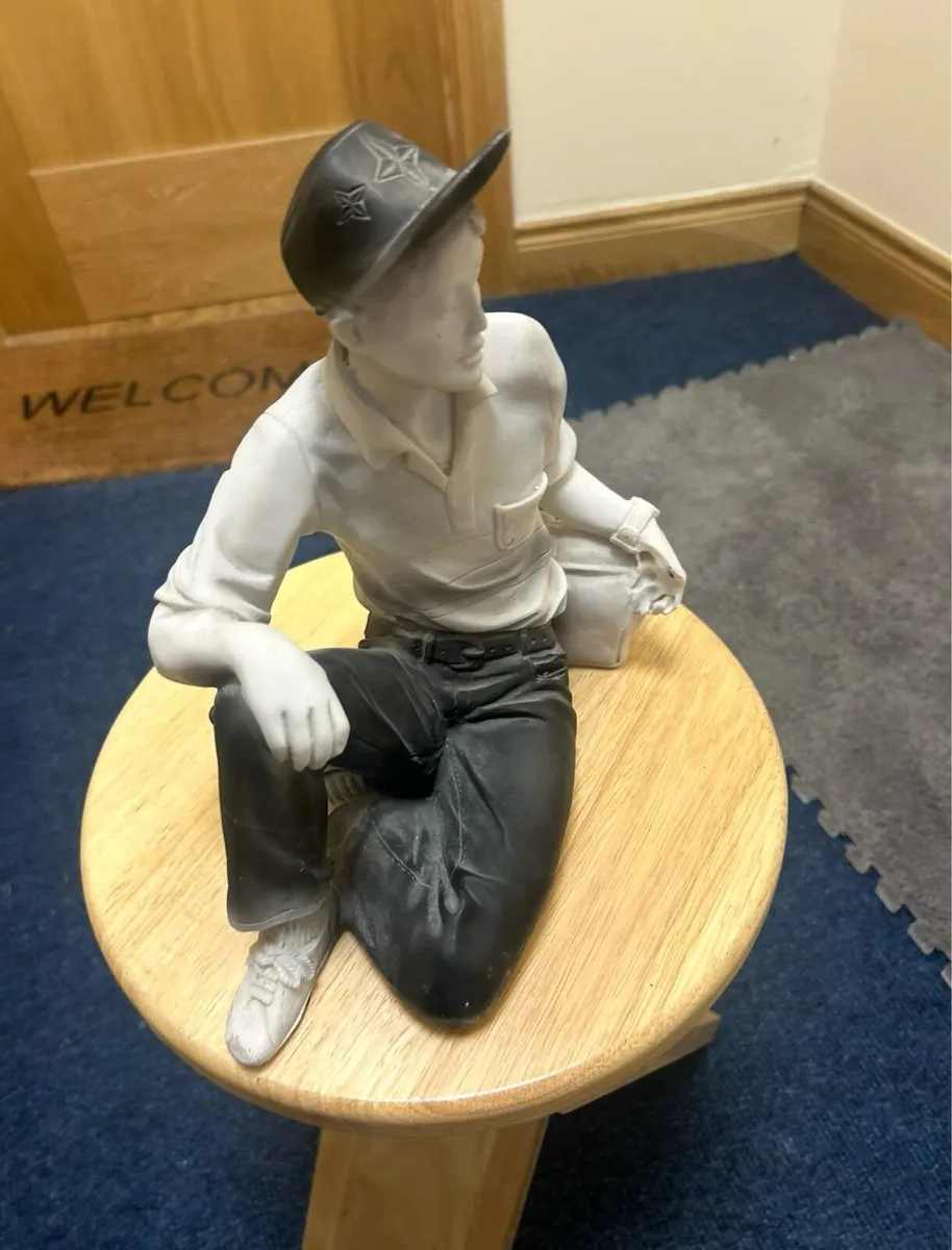 Heavy duty ceramic ornament - Image 3