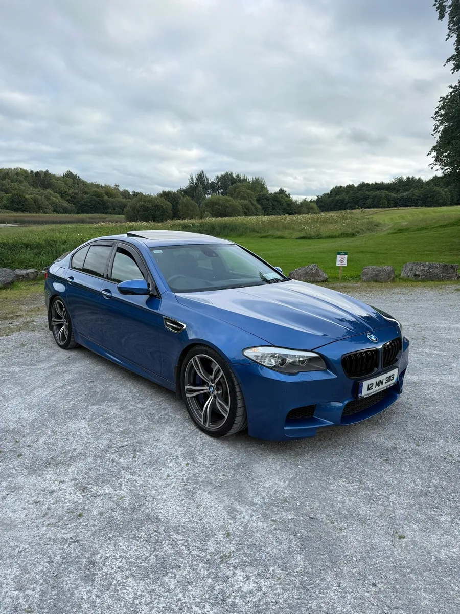 Bmw M5 2012 (f10) - Image 1