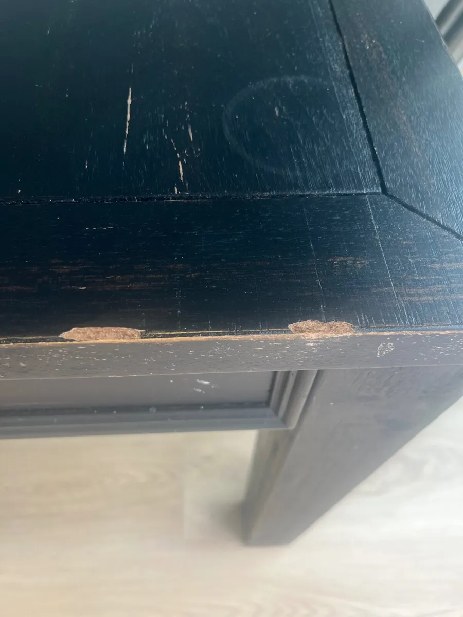 Kitchen Table - Image 2