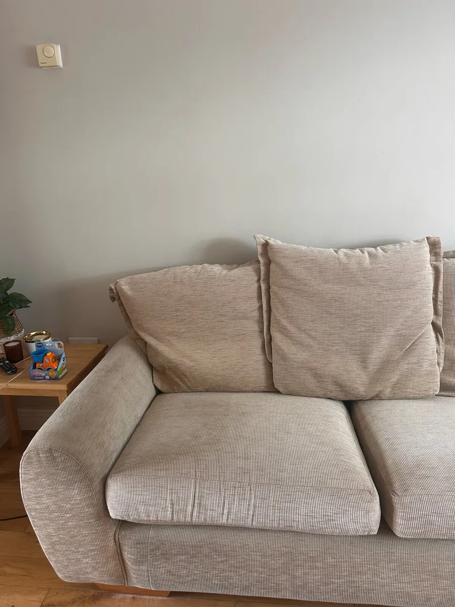 3 seater and 2 seater couch - Image 2