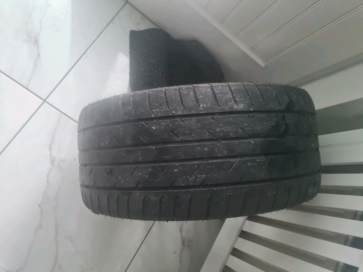 Alloy wheel - Image 4