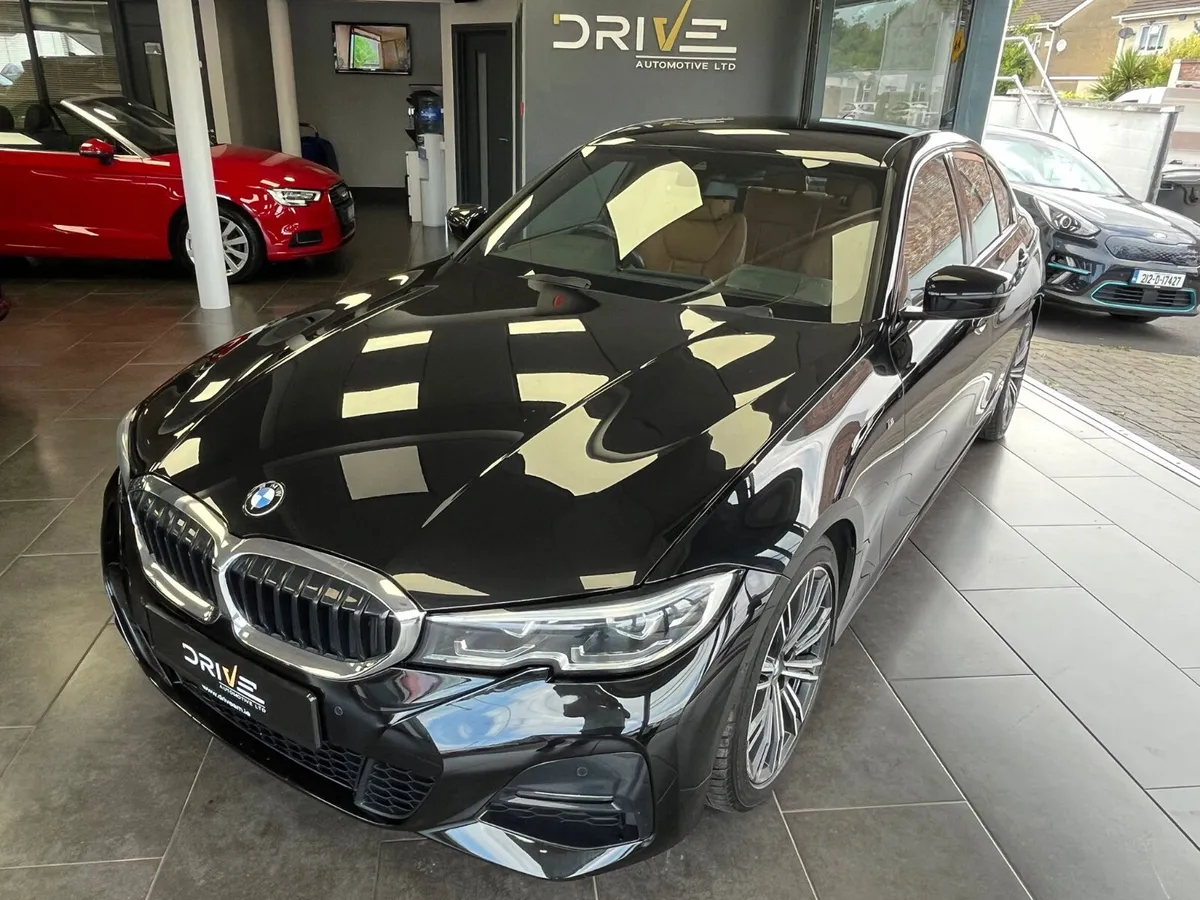 BMW 3-Series 2021 320d M-Sport Automatic - Image 3