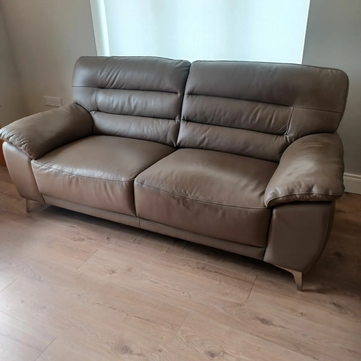 Couch - Image 1