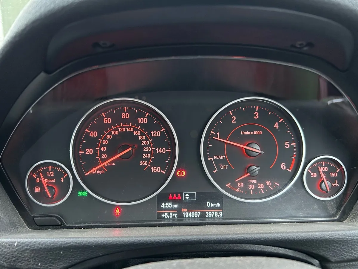 BMW 320 - Image 4
