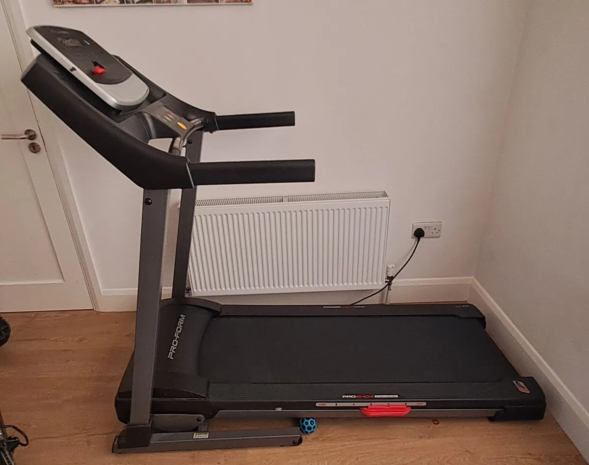 Treadmill Pro Form 205 CST Foldable - Image 1