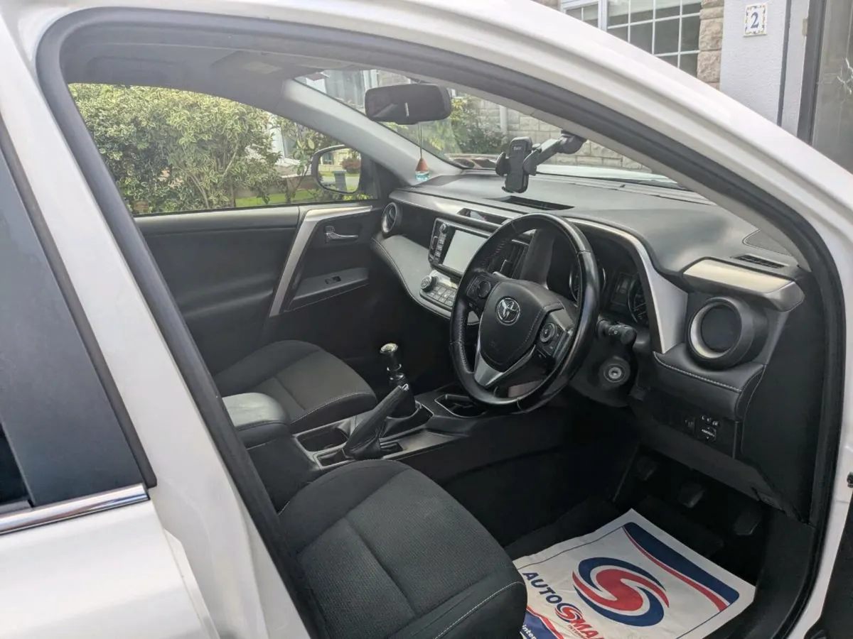 Toyota Rav 4 - Image 1