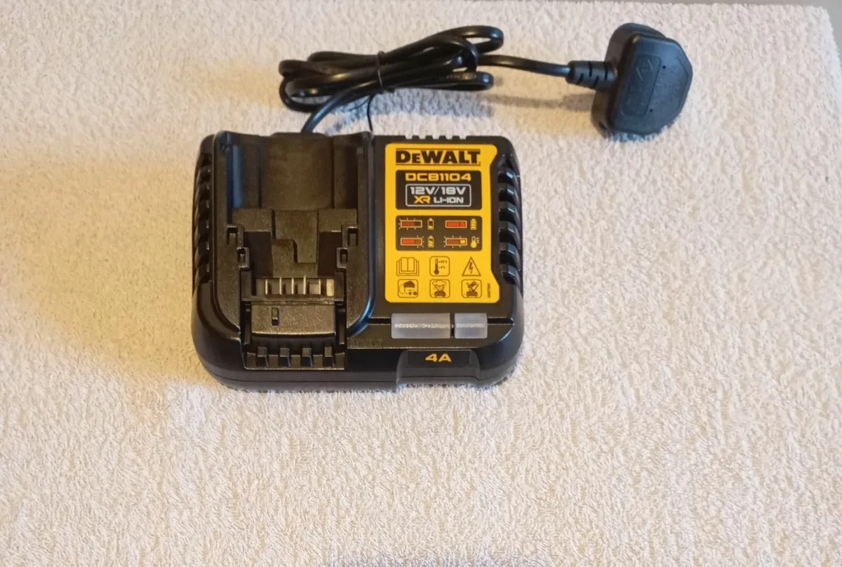 DeWalt Charger and Battery (New) - Image 2