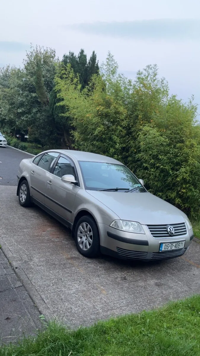 2005 passat - Image 3