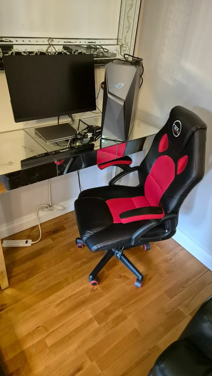 Computer, ASUS ROG Strix GL10 &Monitor &Gaming Cha - Image 1