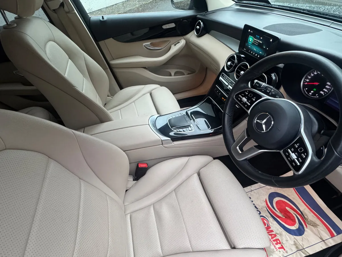 Mercedes-Benz GLC 2021 - Image 4