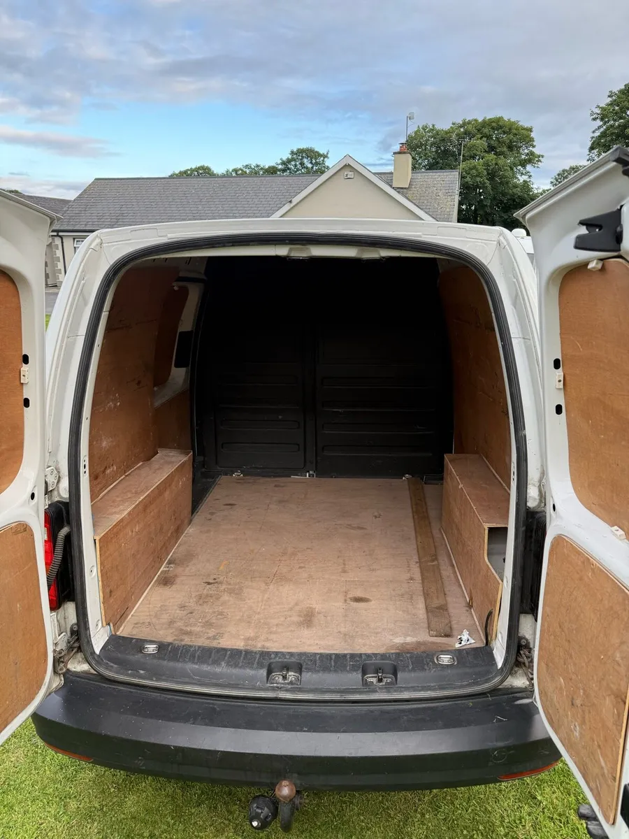 Vw Caddy 2.0Tdi 102hp M5F - Image 4