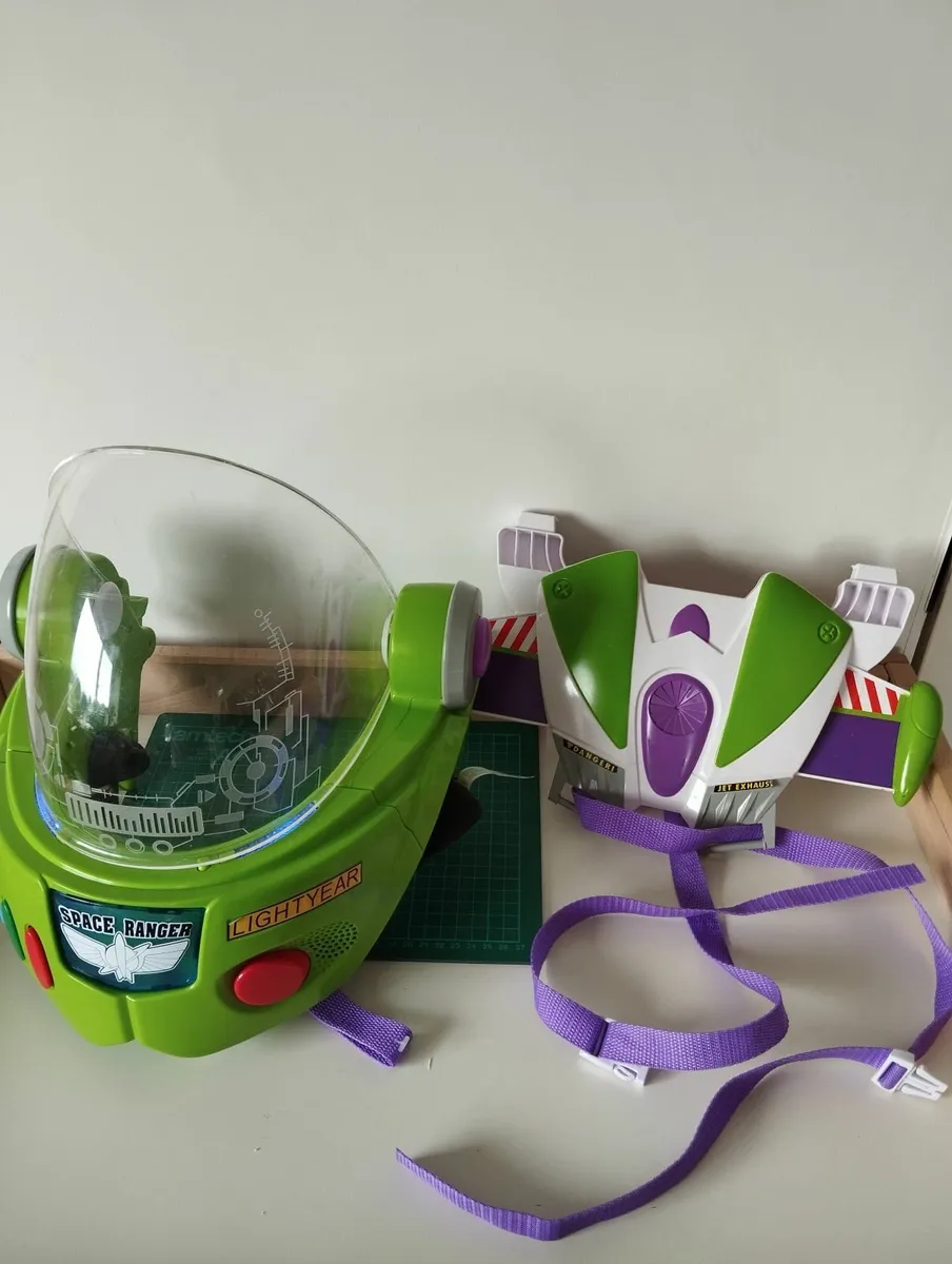 Buzz Lightyear Space Ranger Helmet - Image 1