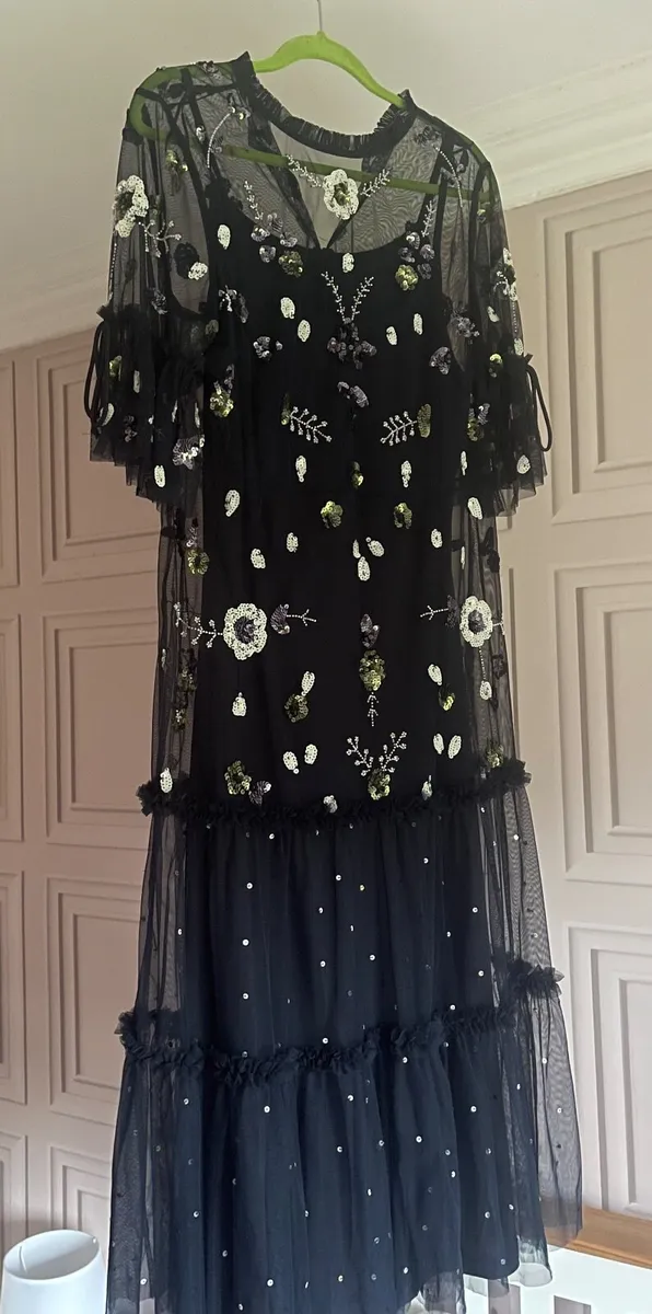 Dresses - Image 3
