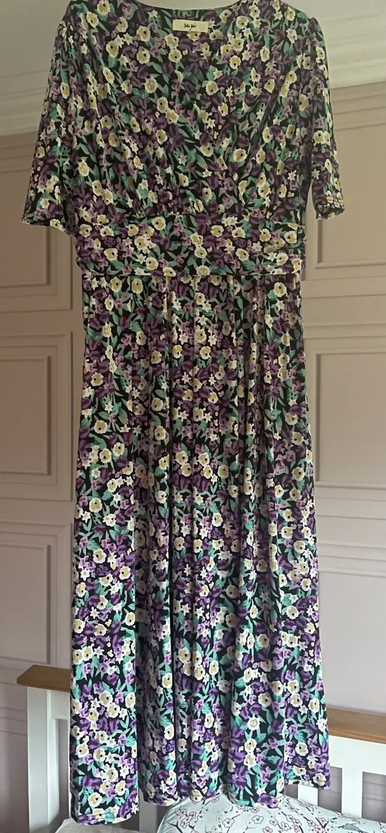Dresses - Image 4