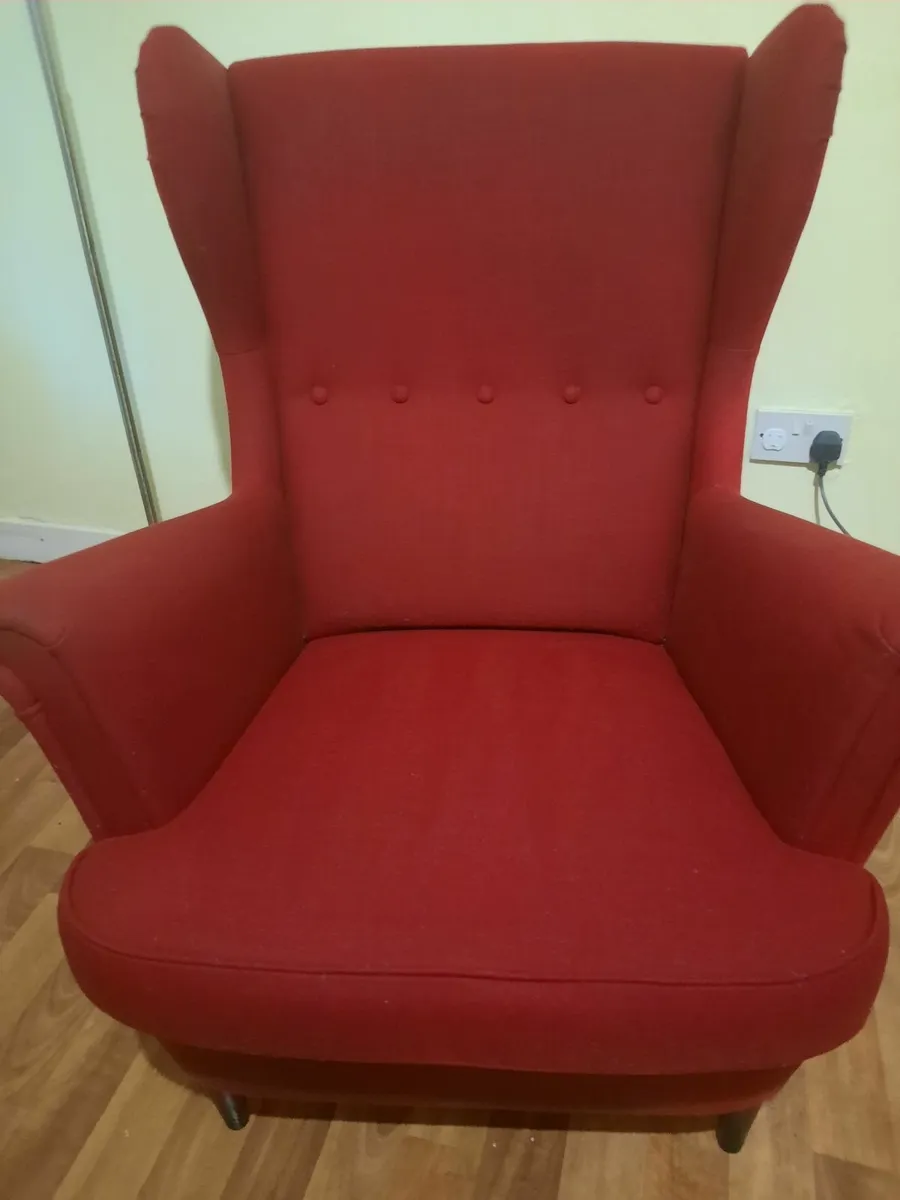Queen Anne IKEA armchair - Image 1