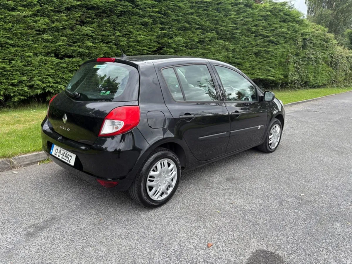 Renault Clio III Expression 1.2 Ethano Express Et - Image 4