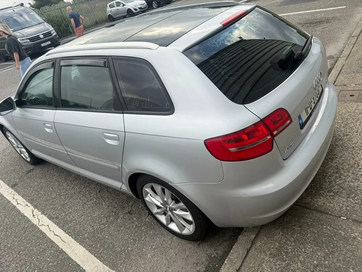 Car - Image 2