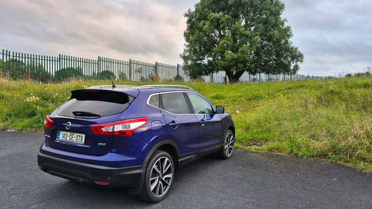 Nissan qashqai AUTOMATIC1.5dci 2014year 250.000km - Image 3
