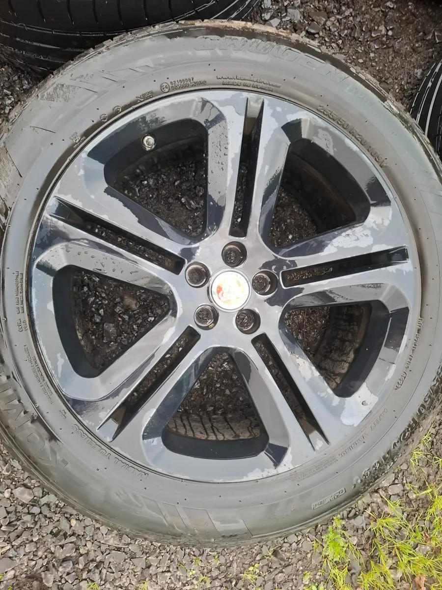 20" Genuine Jaguar F Pace Alloys with tyres - Image 1