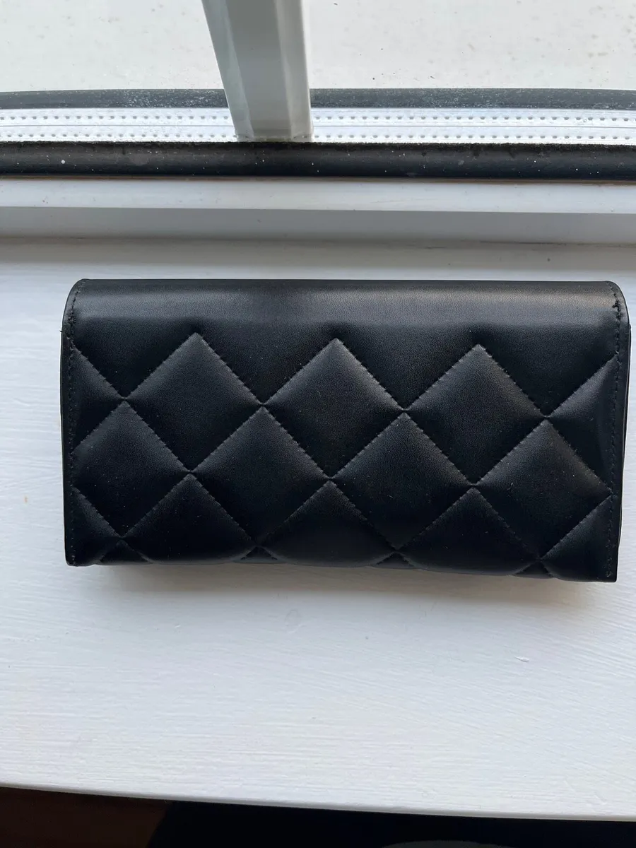 Leather Chanel Sunglasses Case. - Image 2
