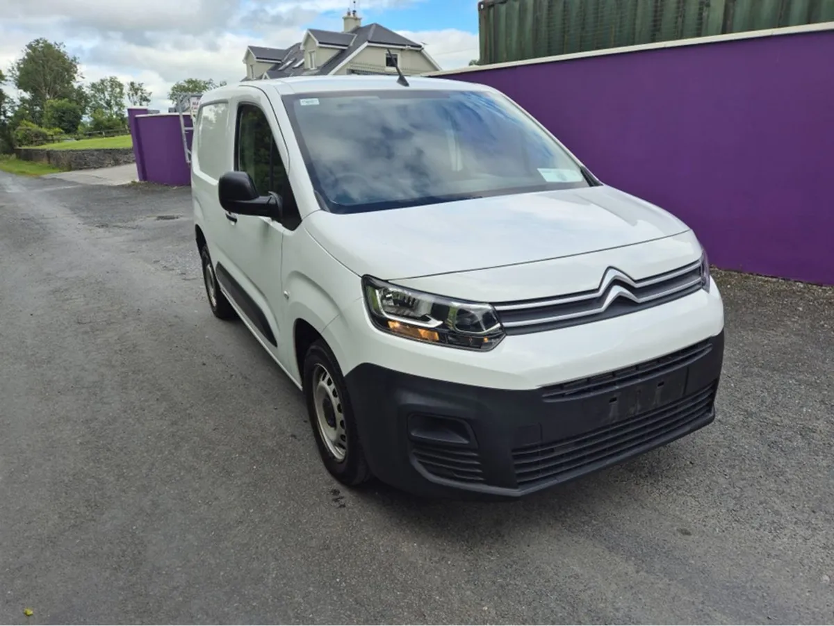 Citroen Berlingo LX Blue HDI 75 1.0t M 3DR - Image 4